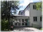 Schule von außen
